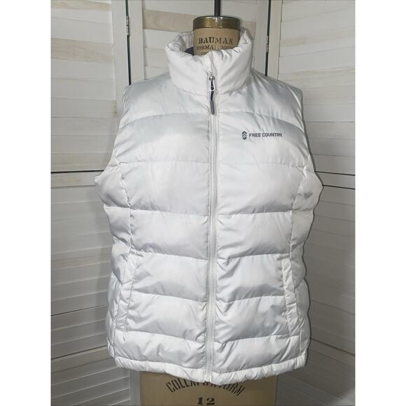 Free Country Jackets & Blazers - Free Country Women's Size XL Puffer Quilted Vest White Pockets Zip Front